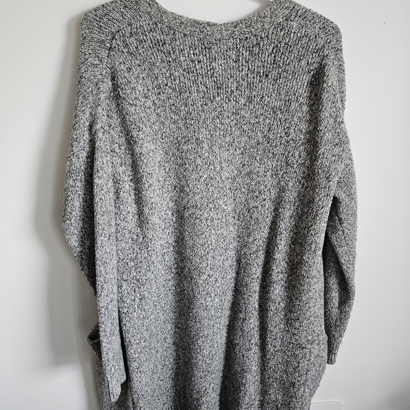 Old Navy Cardigan - Picture 4 of 4